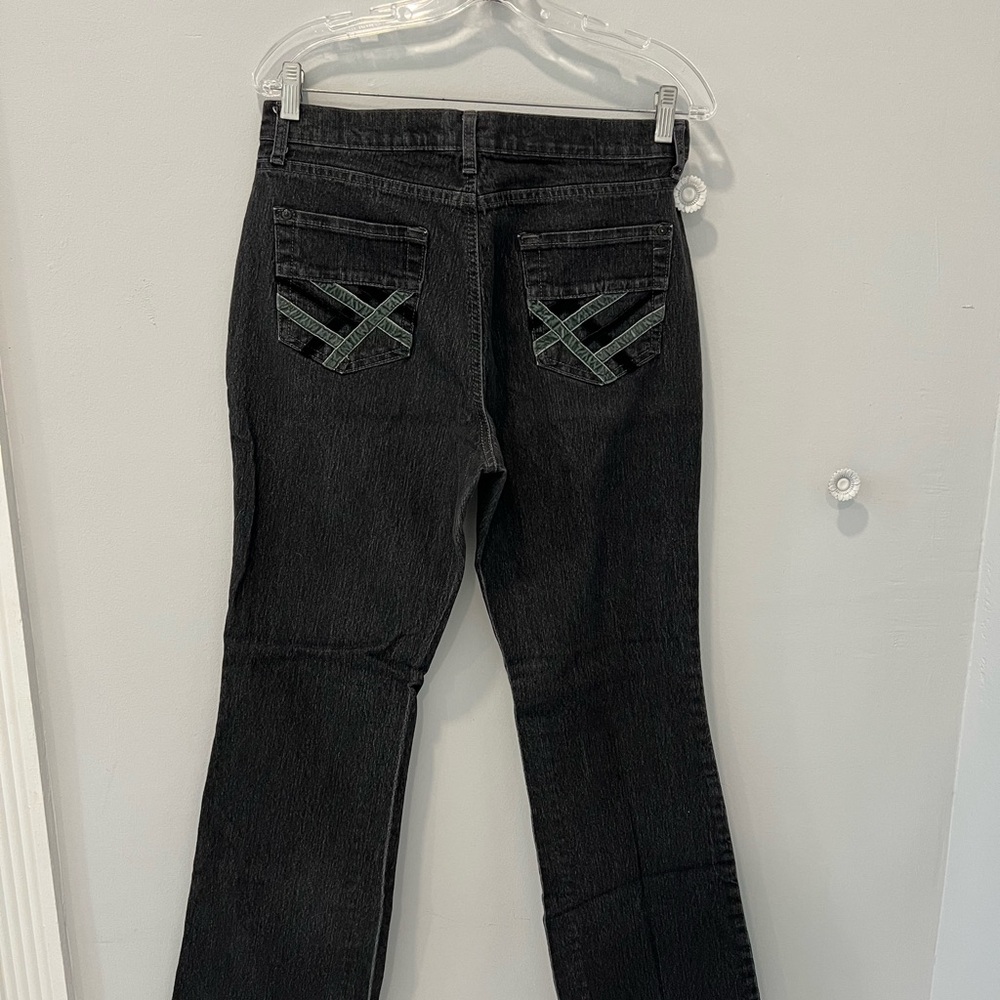 Jeanstar Black Skinny Jeans Classic Fit w/Black Velvet Embellished Pockets